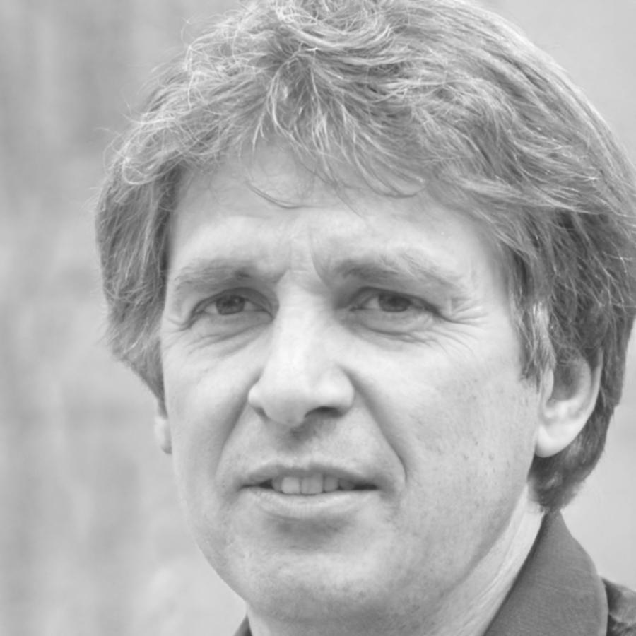 Carlos Mendoza, Especialista en Presupuestos Personales de dynavorialentio
